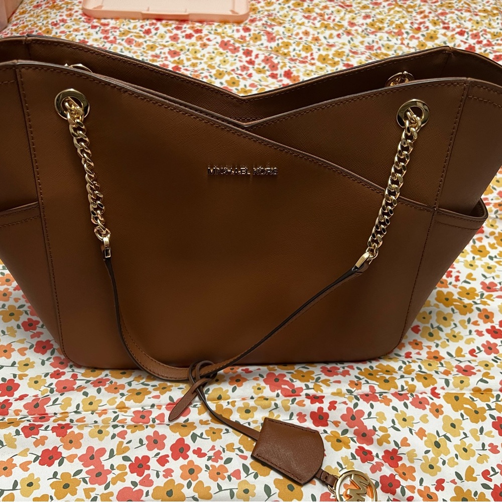 Michael Kors Brown Leather Tote with Timeless Design